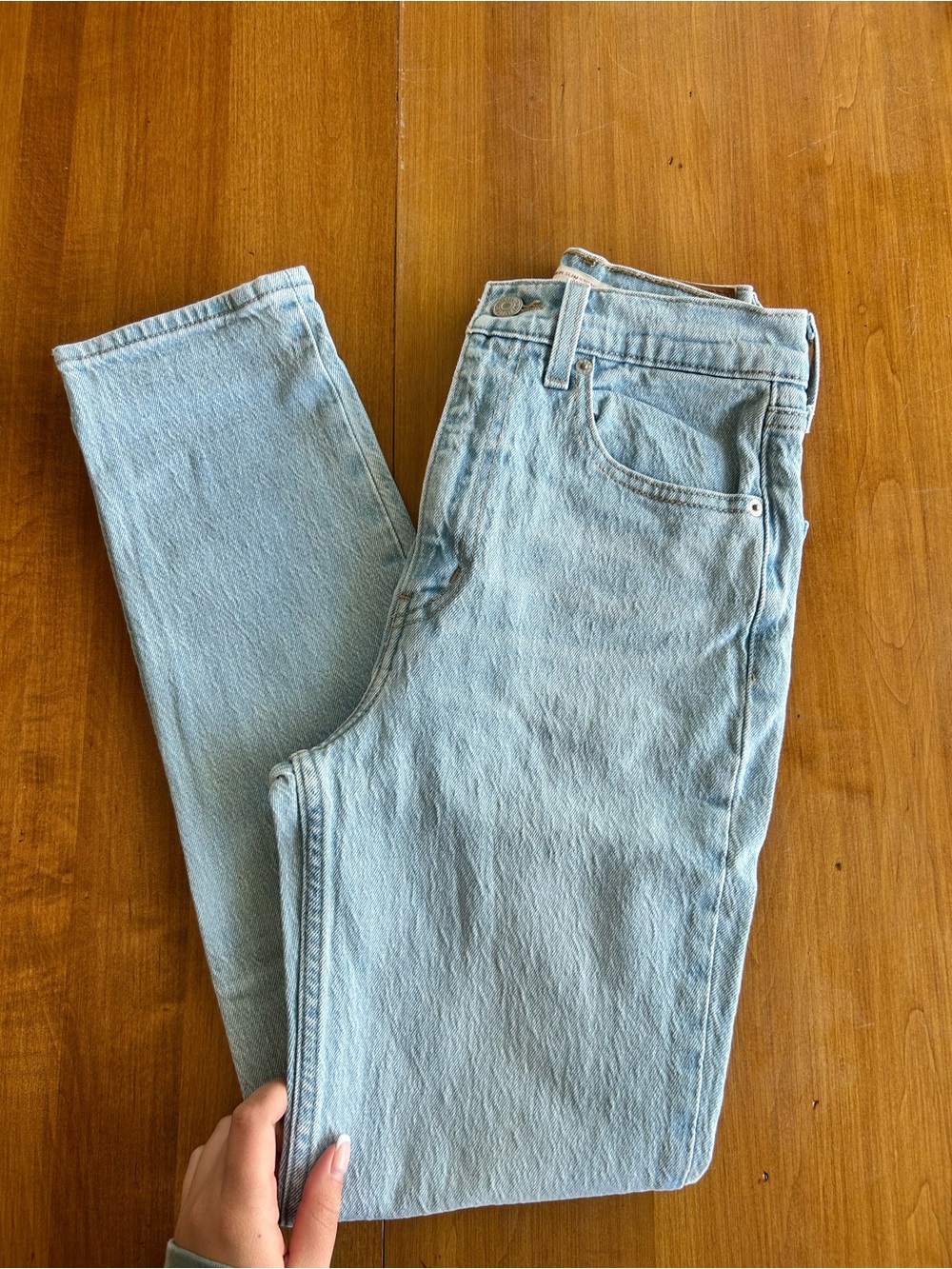 Levi's Light Blue 70’s High Slim Straight Women's Jeans - Picture 4 of 4